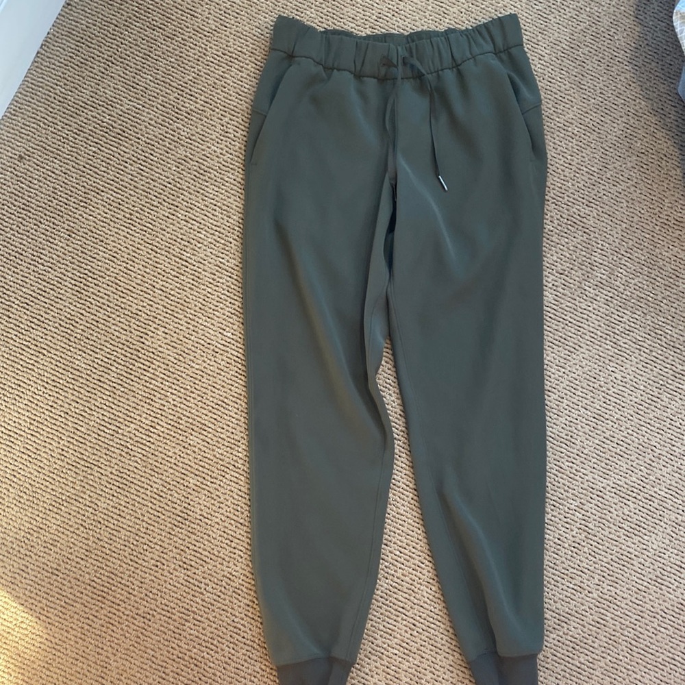 Lululemon joggers